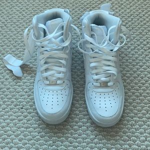 Brand New Nike Air Force 1 High 07